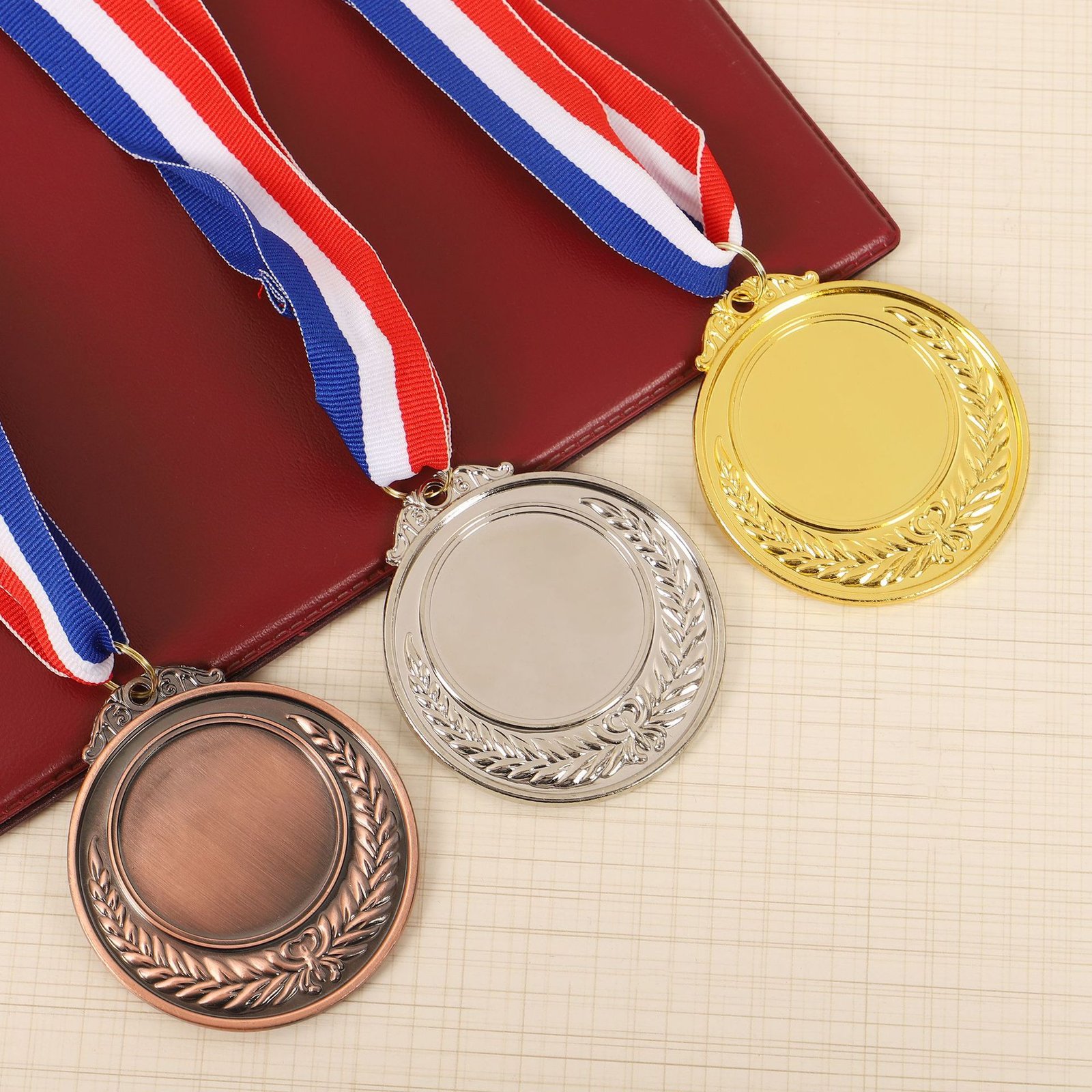 Medalla Metálica Sublimable con Lanyard Tricolor - Imagen 2